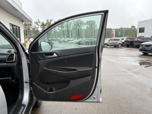 Used 2021 Hyundai Tucson Limited image 32