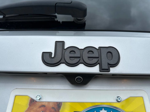 Used 2018 Jeep Renegade Trailhawk w/ UConnect 8.4 Nav Group image 10