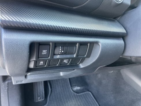 Used 2019 Subaru Crosstrek 2.0i Premium image 24