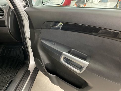 Used 2013 Chevrolet Captiva Sport LS image 25