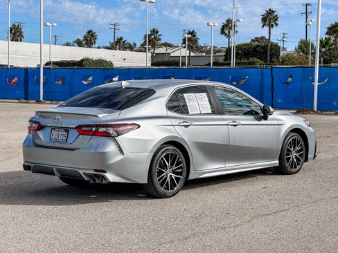 Used 2023 Toyota Camry SE image 9