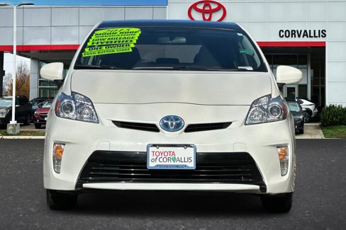 Used 2015 Toyota Prius Three image 9