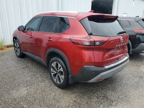 Certified 2021 Nissan Rogue SV w/ Premium Package image 3