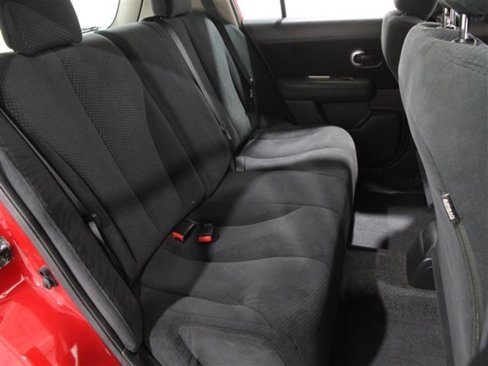 Used 2011 Nissan Versa 1.8 S w/ Plus Pkg image 14