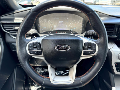 Used 2022 Ford Explorer Timberline image 11