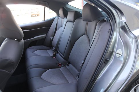 Used 2019 Toyota Camry LE image 12