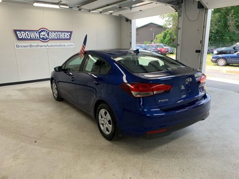 Used 2018 Kia Forte LX w/ LX Rear Camera Package image 4