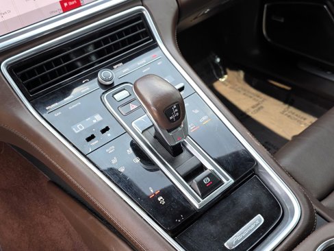 Used 2020 Porsche Panamera 4S image 29