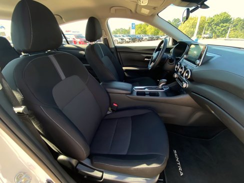 Used 2024 Nissan Sentra SV image 14