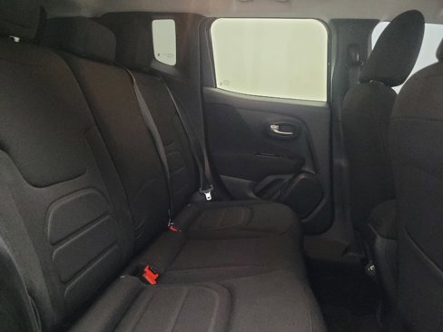 Used 2020 Jeep Renegade Latitude image 19