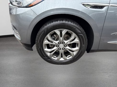 Used 2018 Buick Enclave Avenir image 12