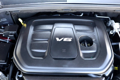Used 2018 Jeep Grand Cherokee Limited image 41