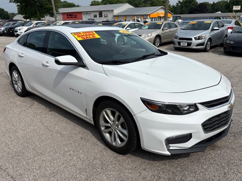 Used 2016 Chevrolet Malibu LT image 1