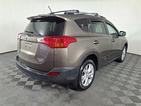 Used 2015 Toyota RAV4 Limited image 10