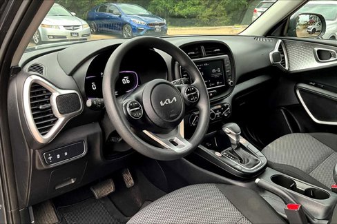 Certified 2023 Kia Soul LX w/ Option Group 015 image 15