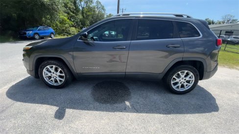 Used 2014 Jeep Cherokee Latitude w/ Comfort/Convenience Group image 5