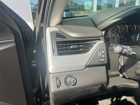 Used 2017 GMC Yukon SLT image 28