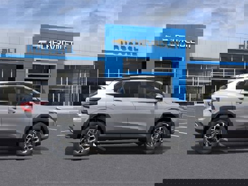 New 2026 Chevrolet Trax LT w/ LT Convenience Package image 5