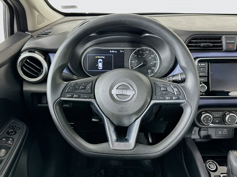 Used 2024 Nissan Versa SV image 18