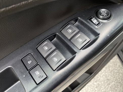 Used 2020 Chevrolet Colorado LT image 19