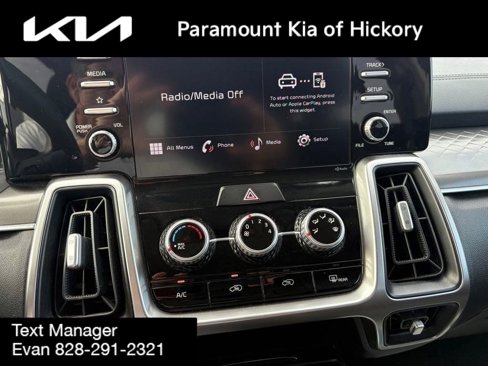 Used 2023 Kia Sorento LX image 11
