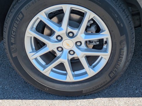 Used 2022 Chevrolet Equinox LS image 9