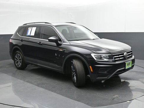 Used 2019 Volkswagen Tiguan SE w/ 3rd Row Seat Package image 8