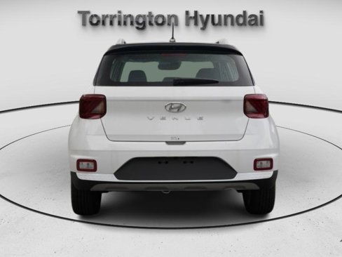 Certified 2024 Hyundai Venue Limited image 6