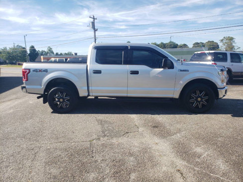 Used 2016 Ford F150 XLT image 2