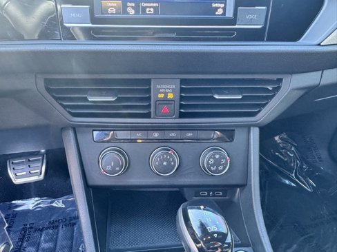 Certified 2023 Volkswagen Jetta Sport image 22