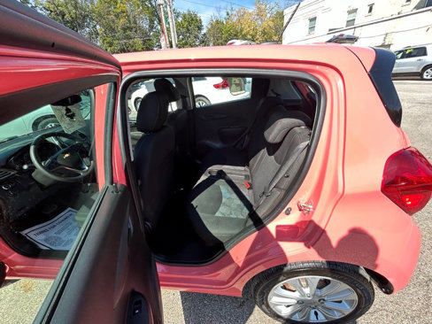 Used 2018 Chevrolet Spark LT image 7