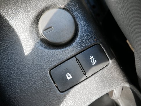 Used 2012 Chevrolet Sonic LS image 16