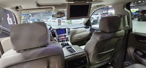 Used 2015 GMC Yukon SLT w/ Open Road Package image 18