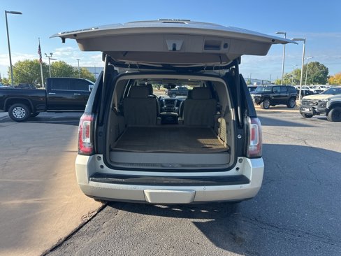 Used 2015 GMC Yukon SLT w/ Open Road Package image 20
