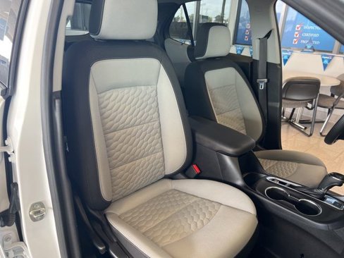 Used 2018 Chevrolet Equinox LS image 22