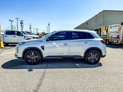 Used 2022 Mitsubishi Outlander Sport Black Edition image 4