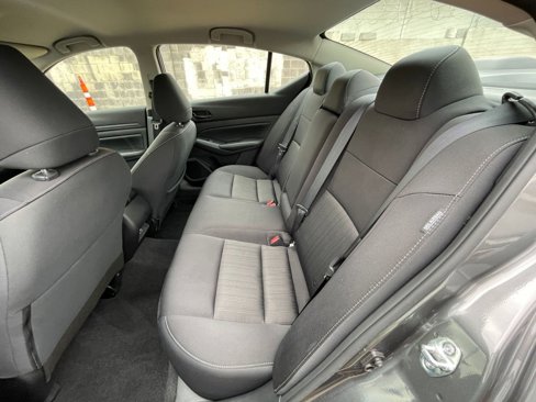 Used 2024 Nissan Sentra SV image 37