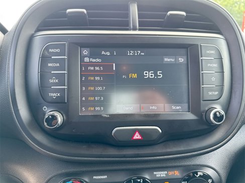 Used 2020 Kia Soul LX image 26