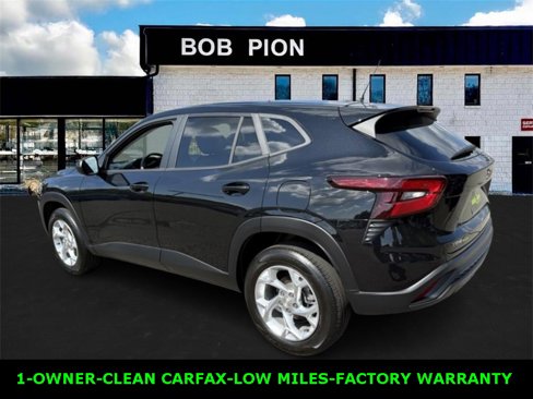 Used 2024 Chevrolet Trax LS w/ LS Convenience Package image 6