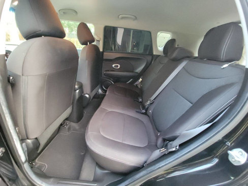 Used 2019 Kia Soul image 12