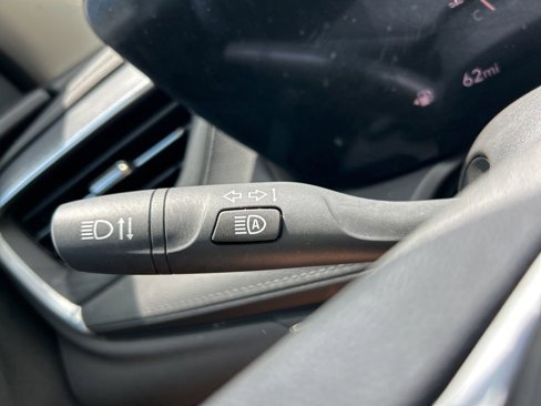 Used 2024 Buick Encore GX Sport Touring image 36