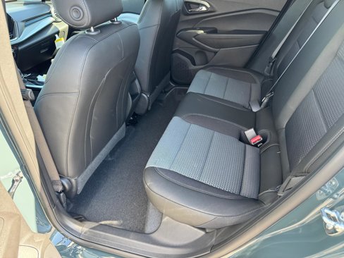 New 2025 Chevrolet Trax LT w/ Driver Confidence Package image 12