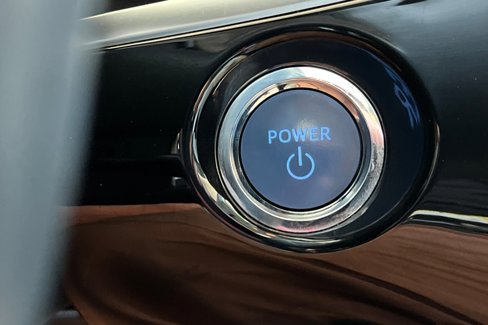 Used 2018 Toyota Prius image 23