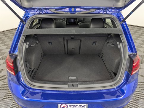 Used 2018 Volkswagen Golf R 4-Door image 30