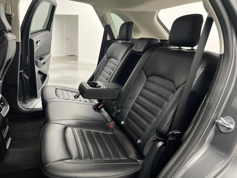 Used 2024 Ford Edge SEL image 13