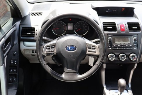 Used 2015 Subaru Forester 2.5i w/ Alloy Wheel Package image 14