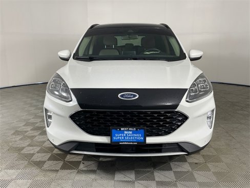 Used 2020 Ford Escape Titanium image 19