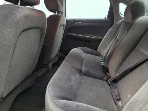 Used 2016 Chevrolet Impala LT image 18