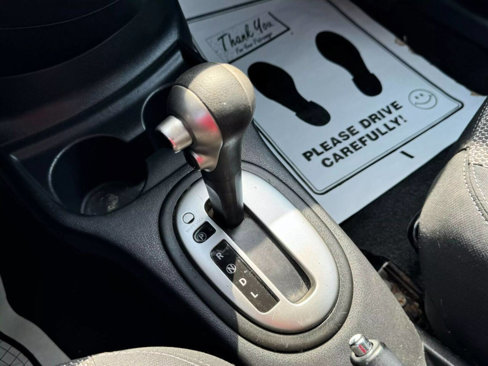 Used 2014 Nissan Versa SV image 22