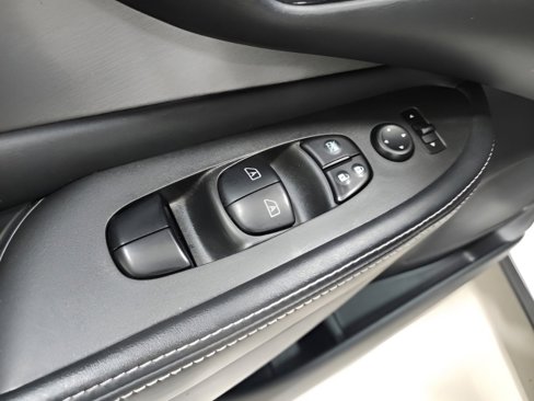 Used 2019 Nissan Murano SV w/ Premium Package image 26